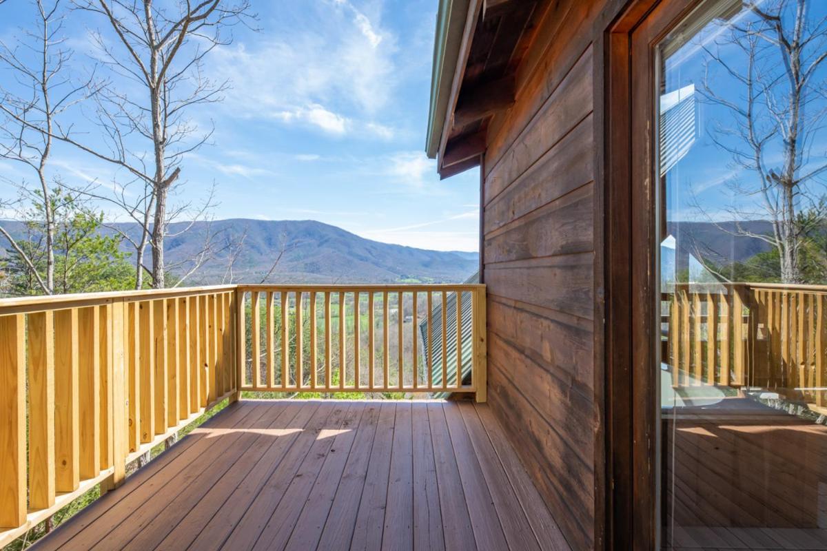 A View To Remember Sevierville